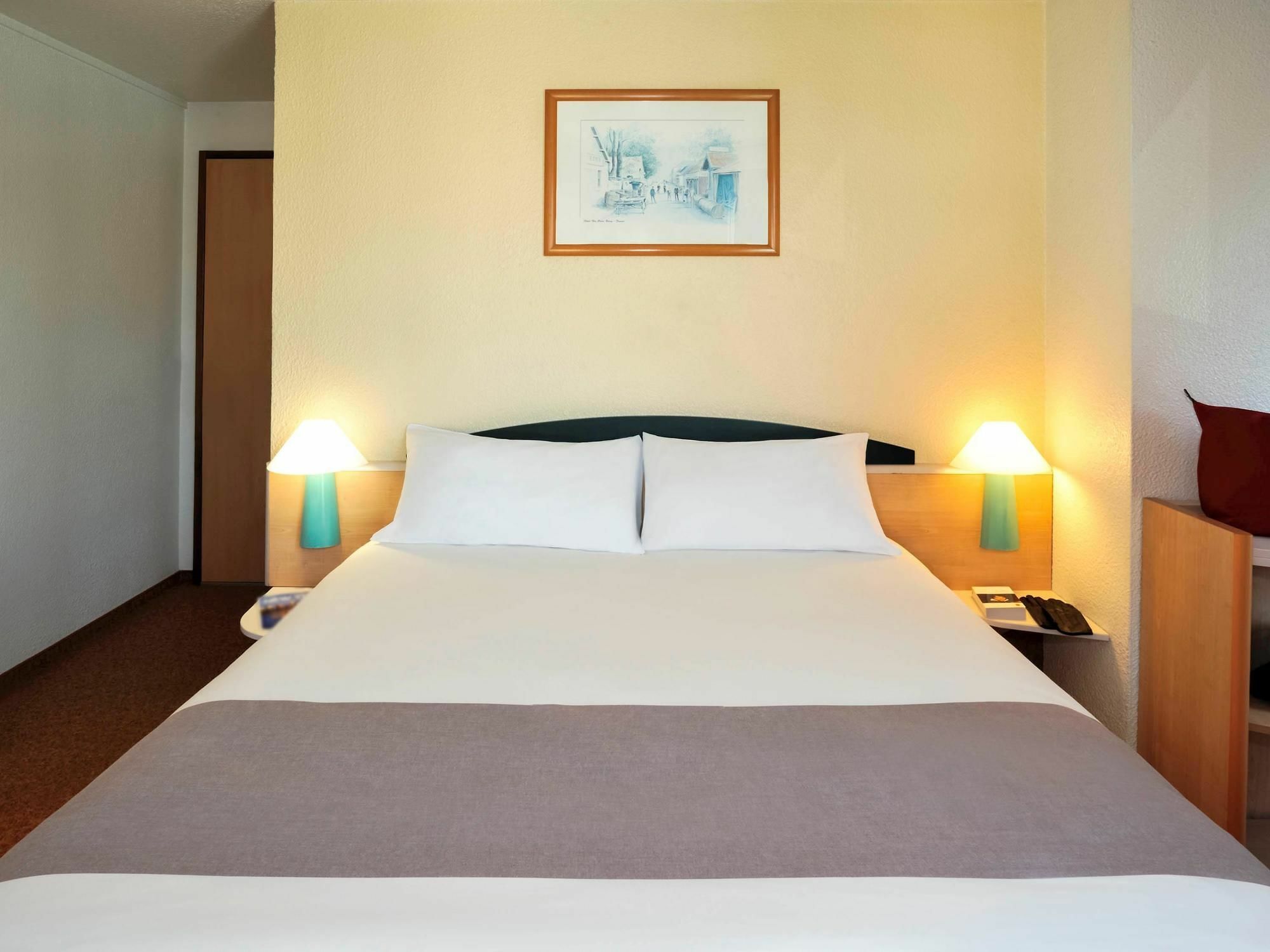 Ibis Styles Boulogne Sur Mer Centre Cathedrale ภายนอก รูปภาพ